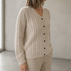 Stylish Ribbed Cable Cardigan for Women with a Refined and Modern Appeal