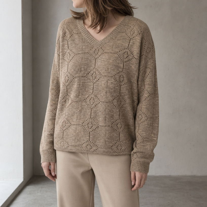 Elegant Women's V-Neck Lace Pullover for a Sophisticated, Polished Everyday Look