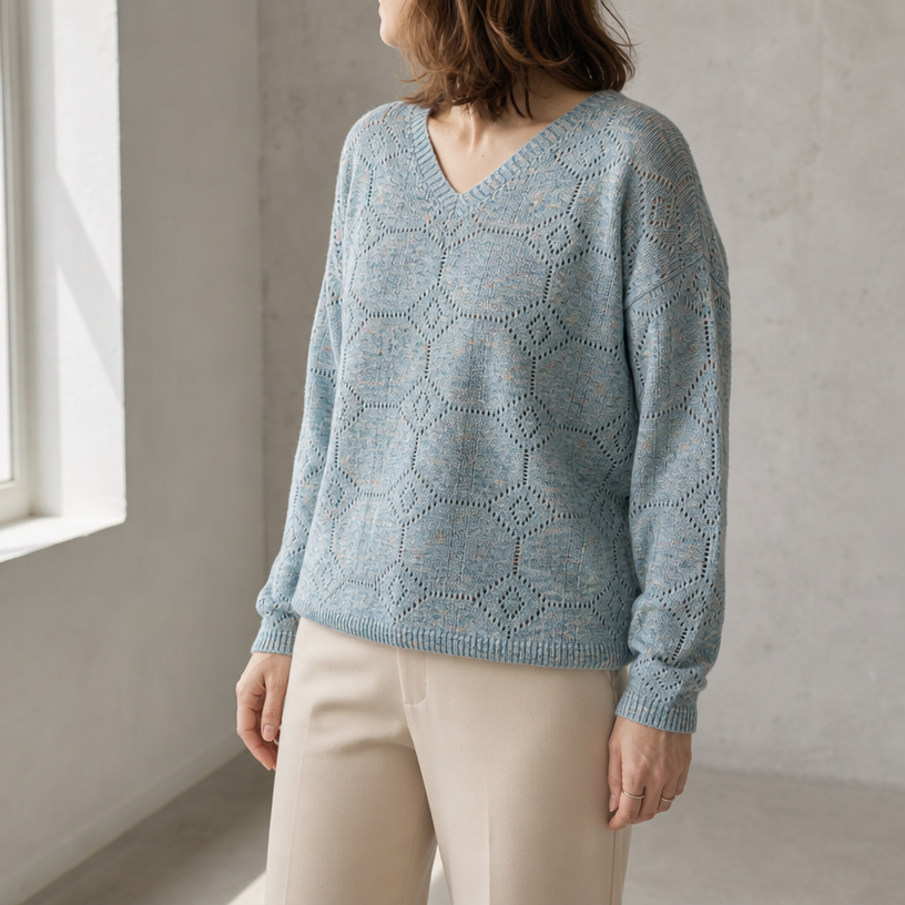 Elegant Women's V-Neck Lace Pullover for a Sophisticated, Polished Everyday Look