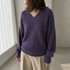 Stylish Women's Ribbed V-Neck Pullover for Everyday Wear and Special Occasions