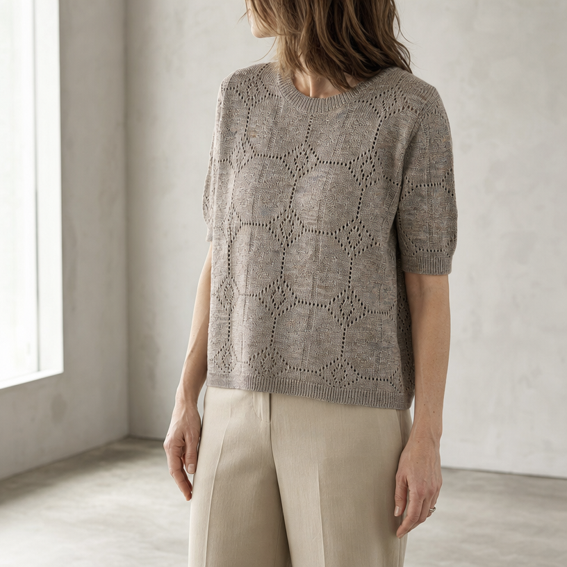 Stylish Short Sleeve Eyelet Pullover for Women with a Refined and Modern Appeal
