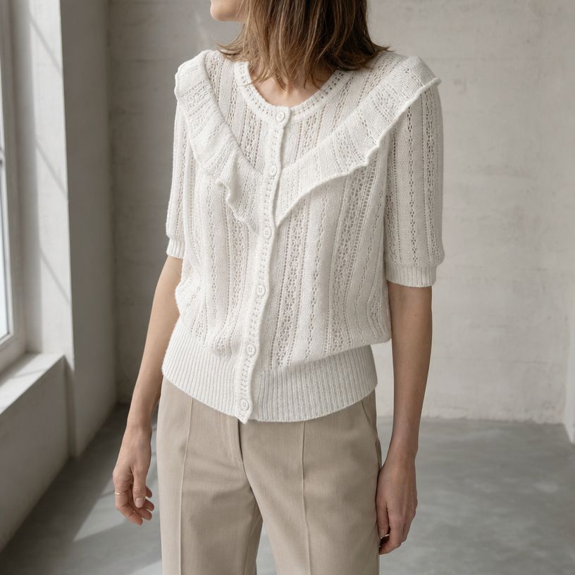 Comfortable Women's Scalloped Collar Cardigan with a Chic, Sophisticated Everyday Look