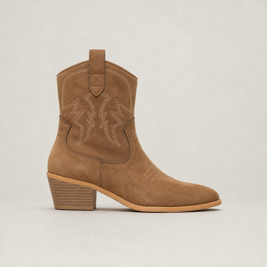 Elegant Women's Western Ankle Boots for a Sophisticated Autumn Look