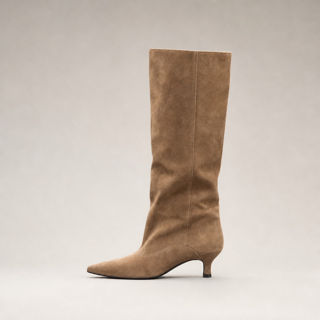 Comfortable Women's Pointed Toe Boots for Cozy Autumn Days and Easy Styling