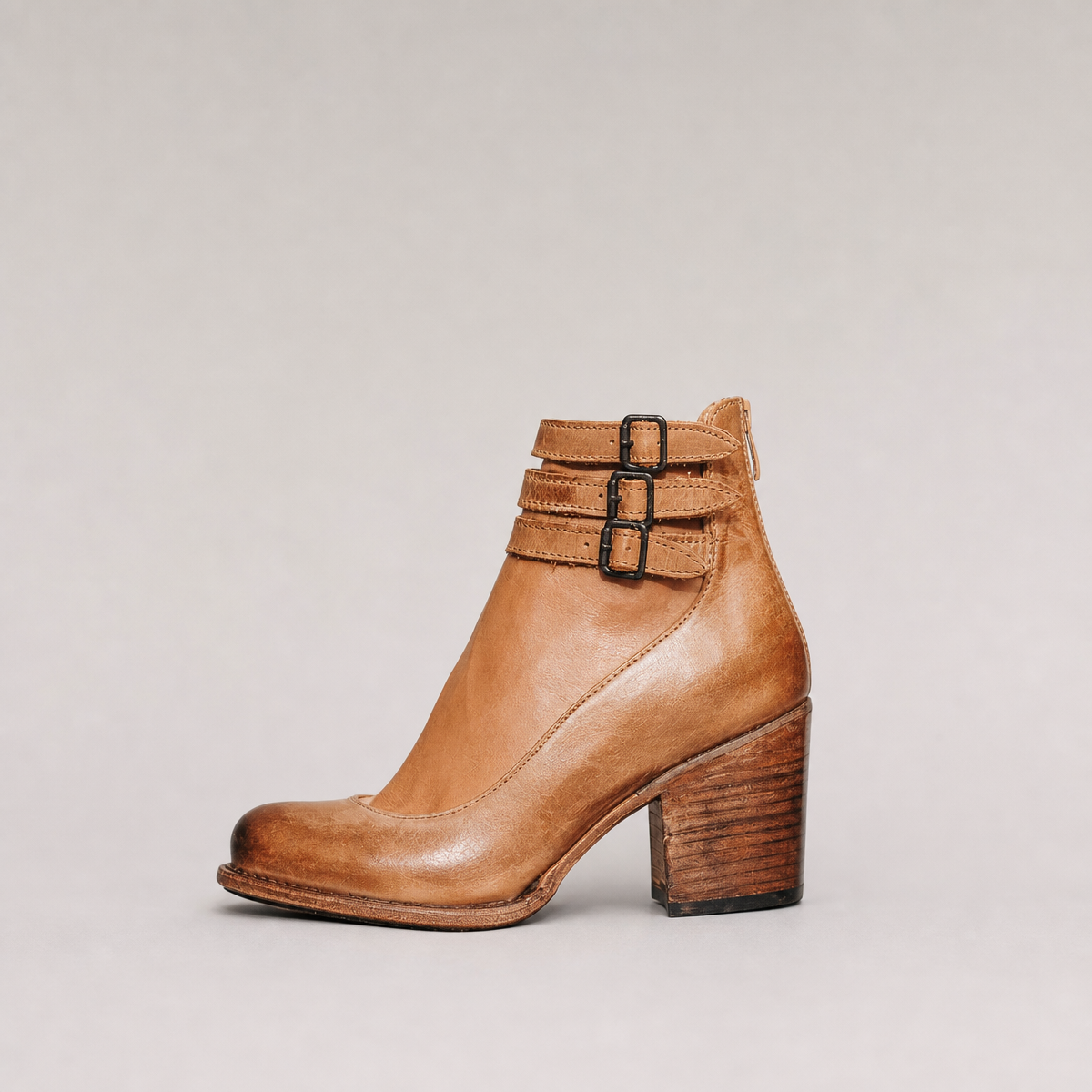 Stylish Ankle Strap Pumps for Women with a Refined and Modern Appeal
