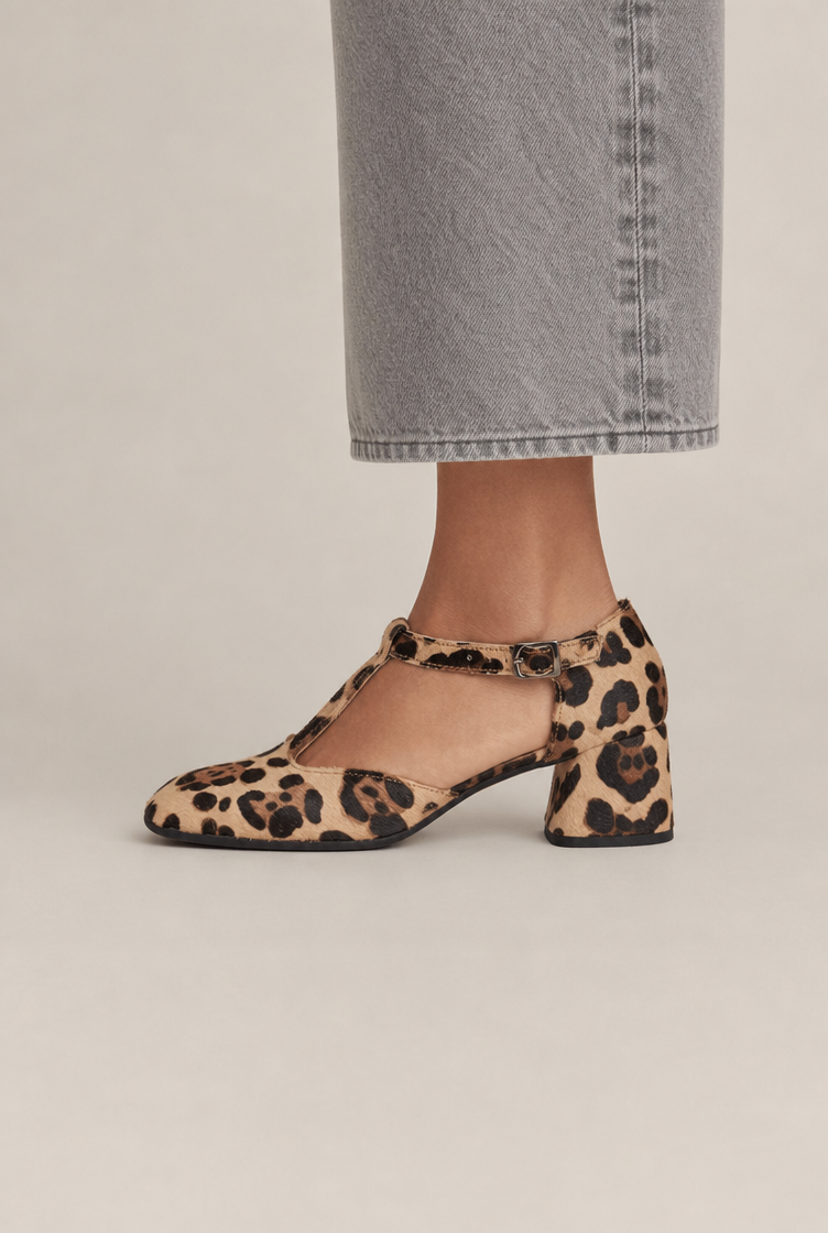 Elegant Women's Ankle T-Strap Pumps for Effortless Everyday Style and Comfort