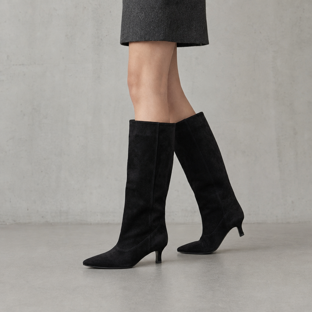 Comfortable Women's Pointed Toe Boots for Cozy Autumn Days and Easy Styling