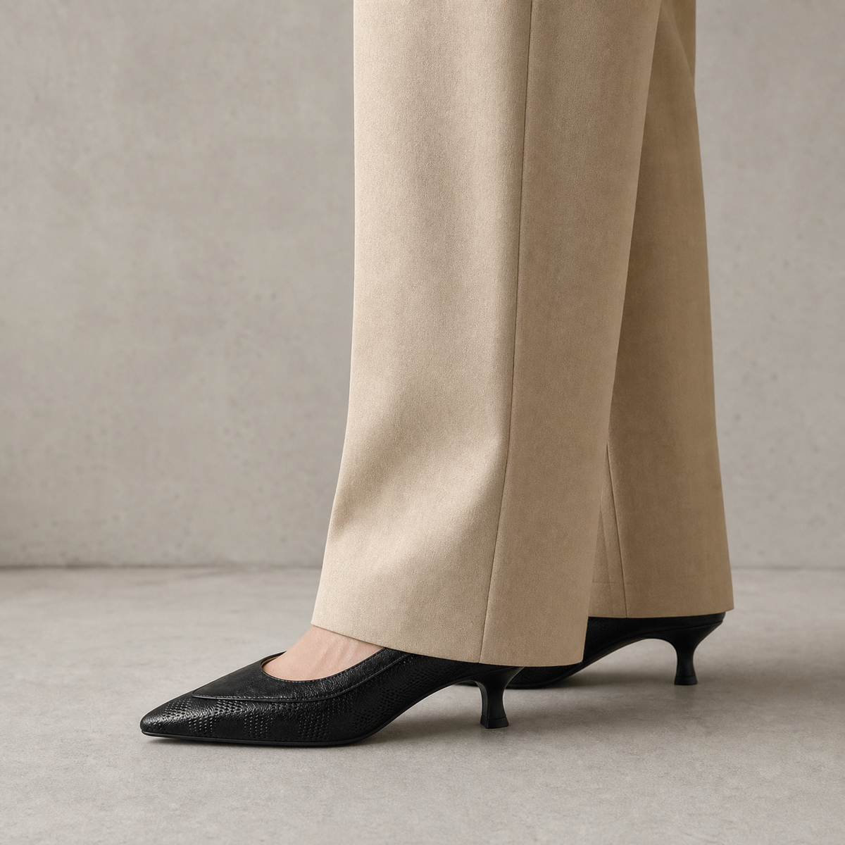 Elegant Women's Pointed Toe Pumps for Effortless Everyday Style and Comfort