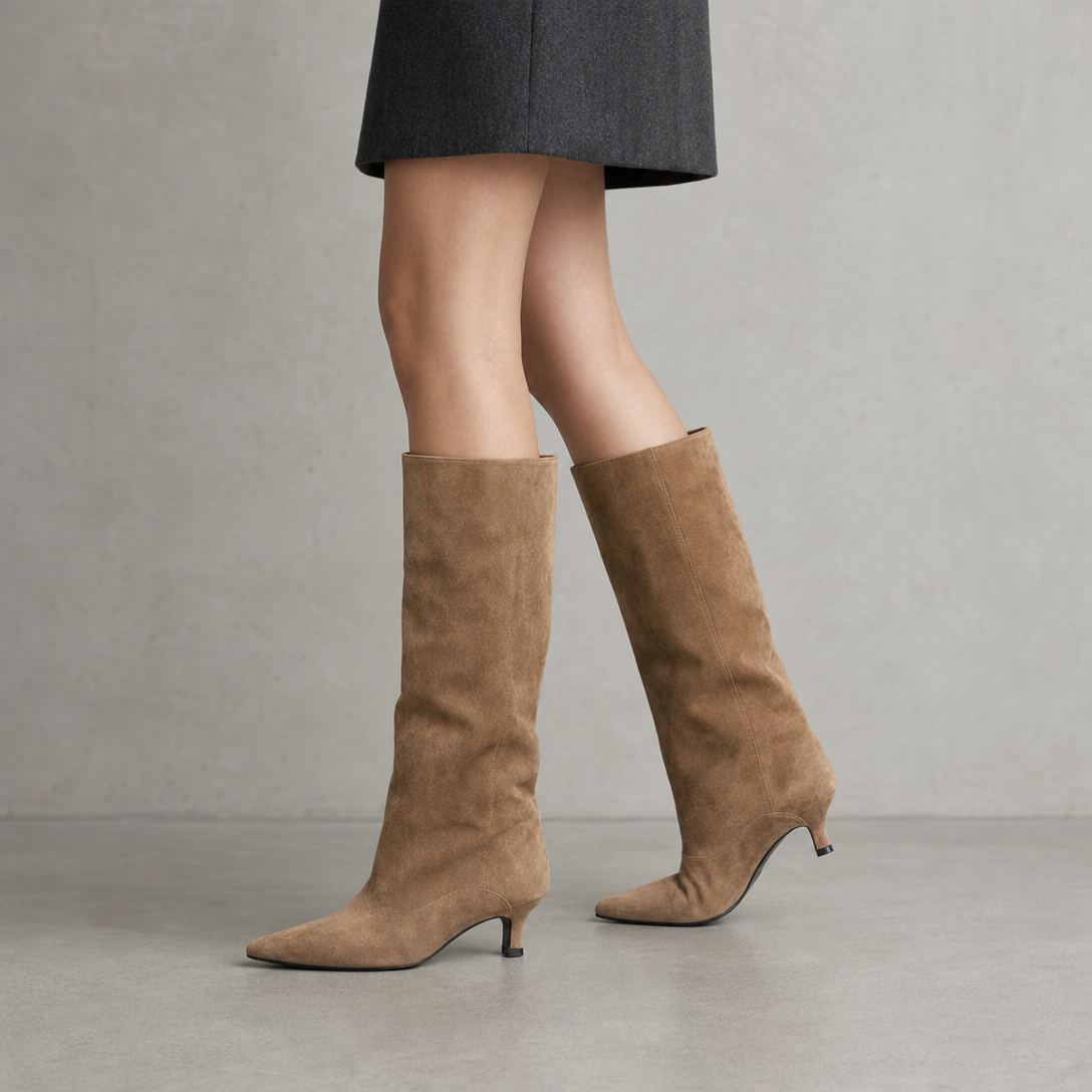 Comfortable Women's Pointed Toe Boots for Cozy Autumn Days and Easy Styling