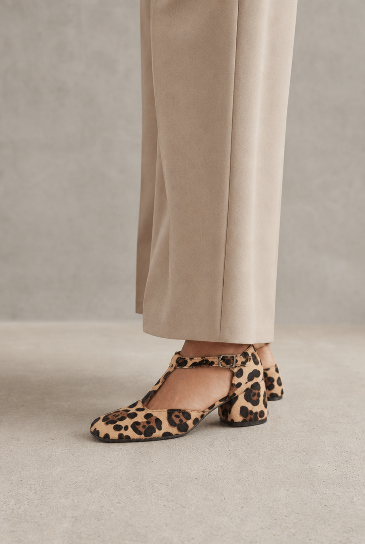 Elegant Women's Ankle T-Strap Pumps for Effortless Everyday Style and Comfort