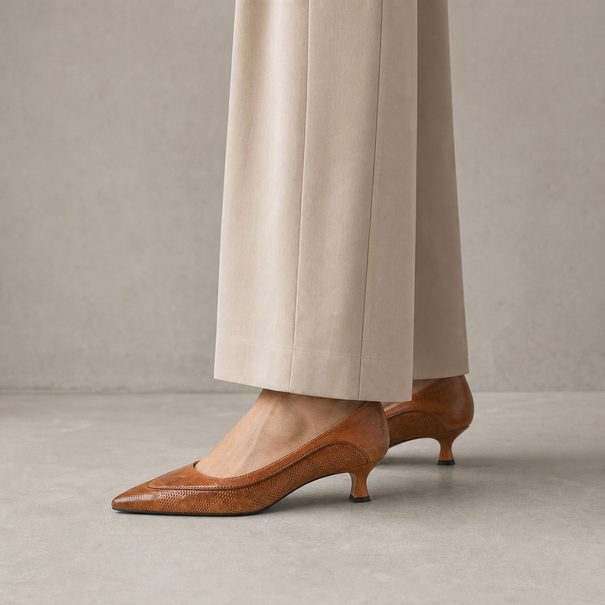 Elegant Women's Pointed Toe Pumps for Effortless Everyday Style and Comfort