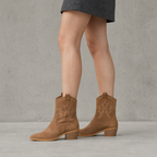 Elegant Women's Western Ankle Boots for a Sophisticated Autumn Look