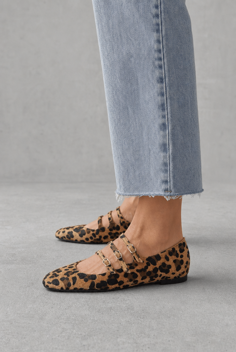 Stylish Women's Mary Jane Flats Designed for All-Day Comfort and Ease