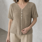 Elegant Short-Sleeve V-Neck Pullover for Women with a Modern, Timeless Design