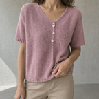 Elegant Short-Sleeve V-Neck Pullover for Women with a Modern, Timeless Design
