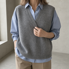 Comfortable Women's V-Neck Knit Vest with a Chic, Sophisticated Everyday Look
