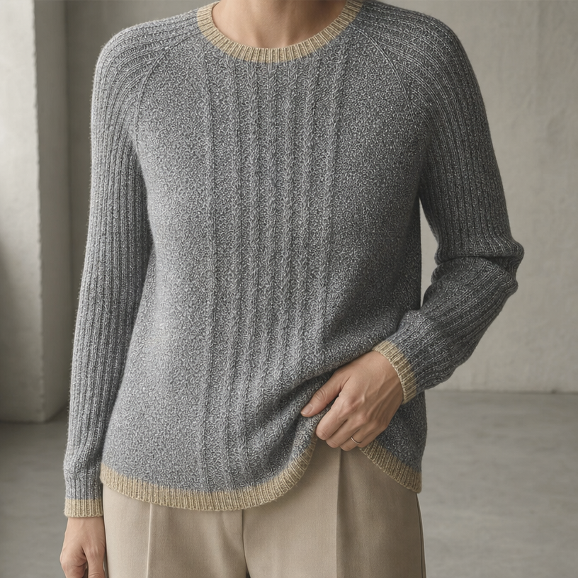 Elegant Raglan Cable Pullover for Women with a Modern, Timeless Design