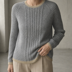 Elegant Raglan Cable Pullover for Women with a Modern, Timeless Design