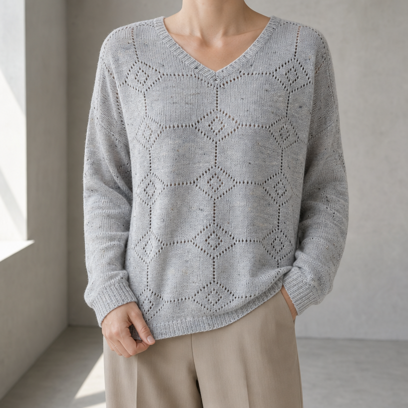 Elegant Women's V-Neck Lace Pullover for a Sophisticated, Polished Everyday Look