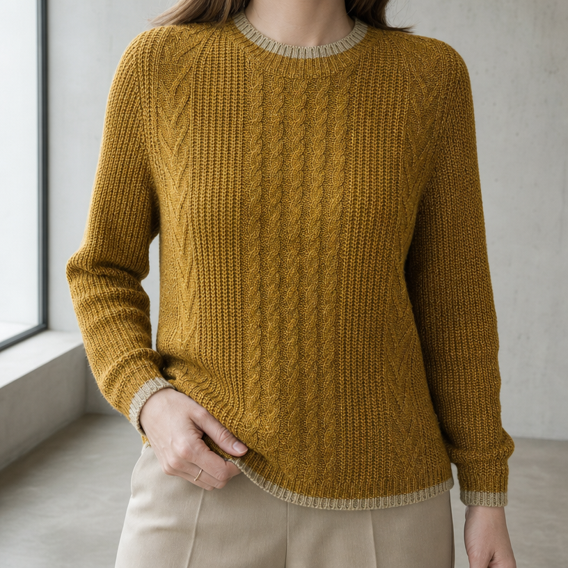 Elegant Raglan Cable Pullover for Women with a Modern, Timeless Design