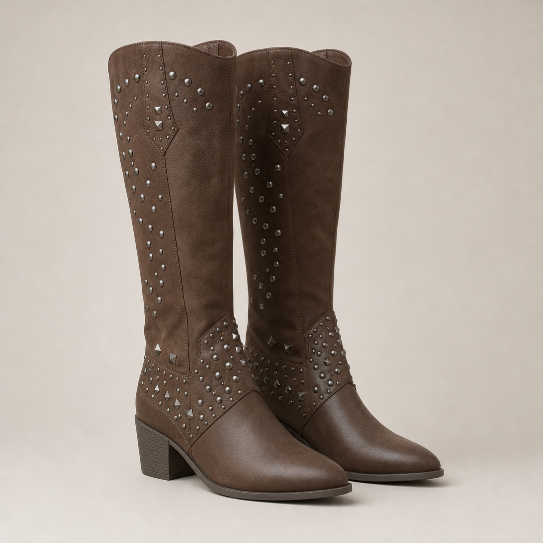 Comfortable Women's Studded Heeled Boots for Cozy Autumn Days and Easy Styling