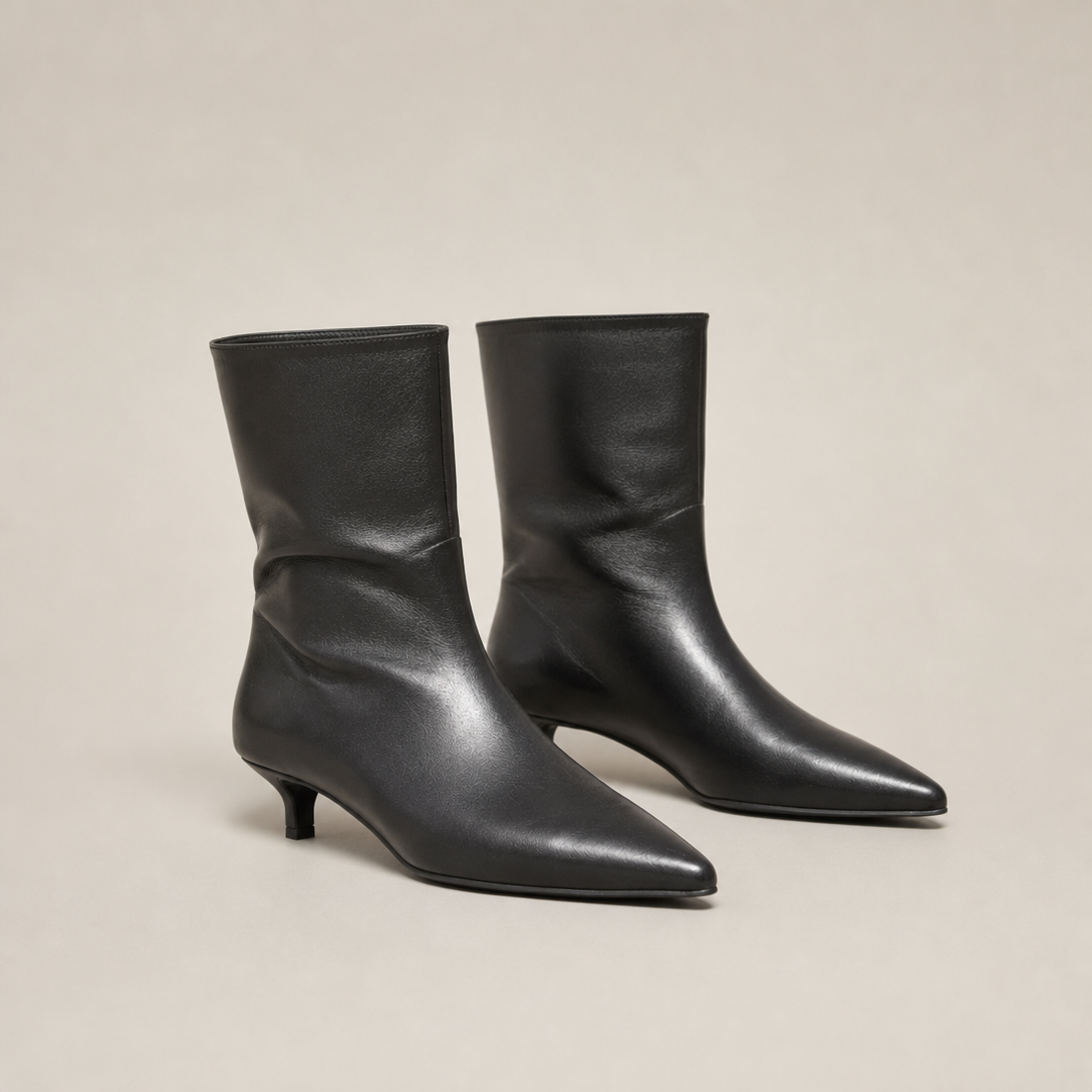 Elegant Women's Pointed Ankle Boots for Effortless Everyday Style and Comfort
