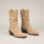 Comfortable Women's Western Boots for Cozy Autumn Days and Easy Styling
