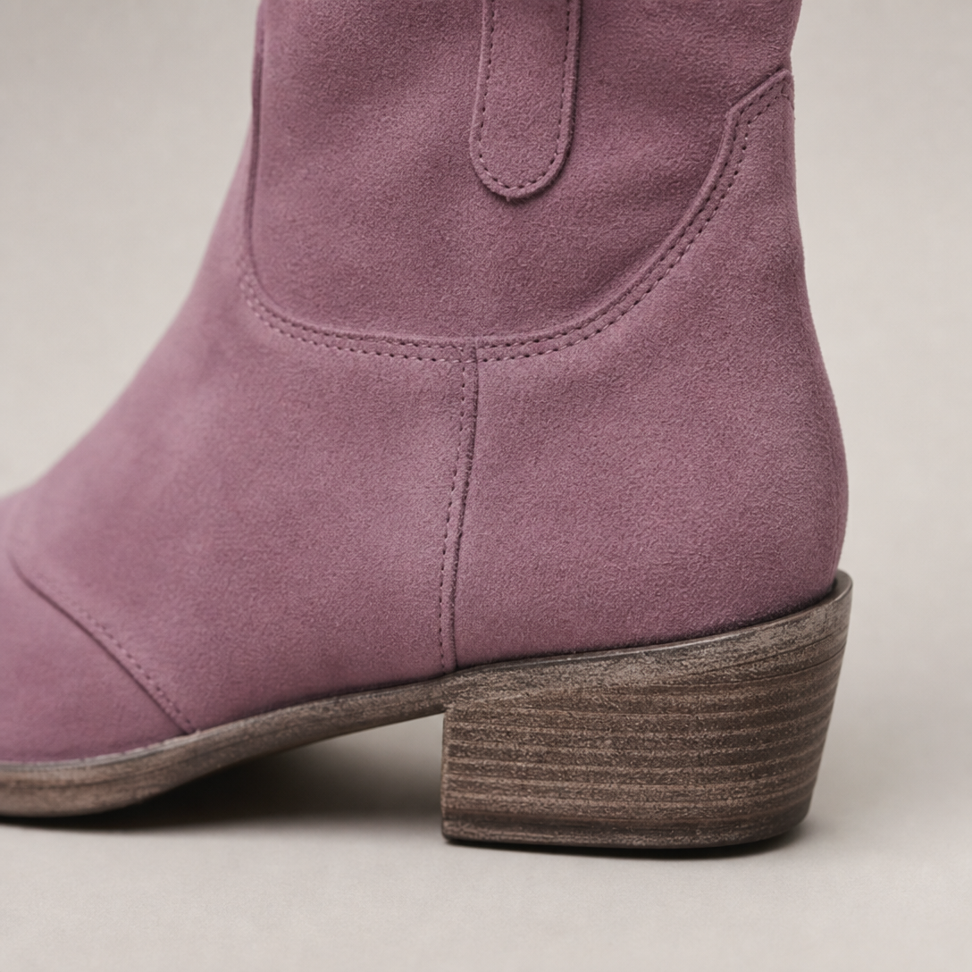 Comfortable Women's Western Ankle Boots for Cozy Autumn Days and Easy Styling