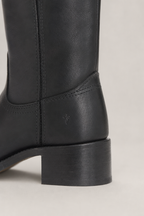 Comfortable Women's Mid Calf Boots for Cozy Autumn Days and Easy Styling