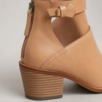 Comfortable Women's Block Heel Ankle Boots for Cozy Autumn Days and Easy Styling