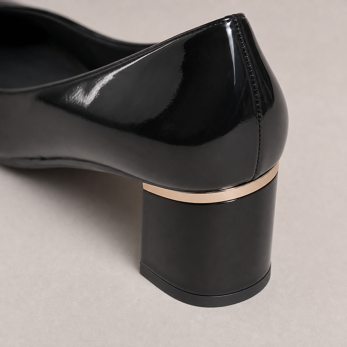 Elegant Women's Bow Pumps for Effortless Everyday Style and Comfort