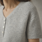 Elegant Short-Sleeve V-Neck Pullover for Women with a Modern, Timeless Design