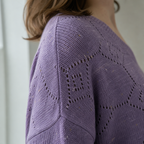 Elegant Women's V-Neck Lace Pullover for a Sophisticated, Polished Everyday Look