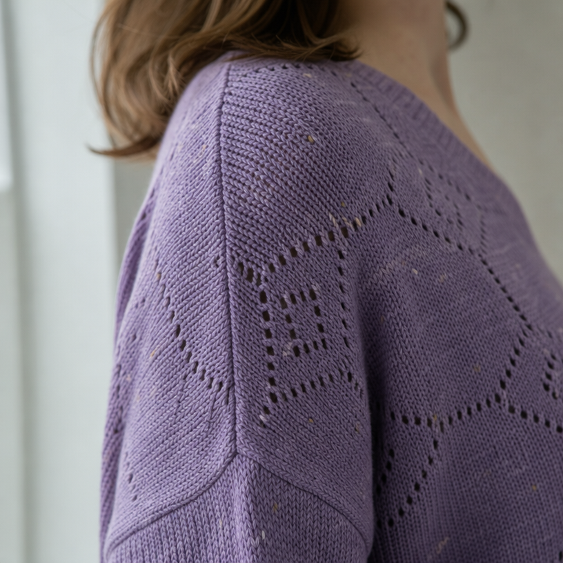 Elegant Women's V-Neck Lace Pullover for a Sophisticated, Polished Everyday Look
