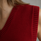 Comfortable Horse Motif Vest for Women with an Effortlessly Chic Style