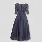 Timeless Elegance Lace Midi Dress | Special Occasion Grau